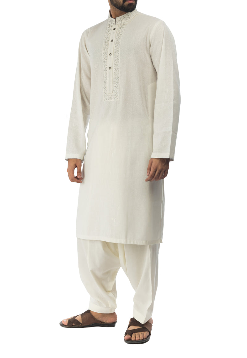 Image of Men Men Kurta Off White Kurta. RK-17131