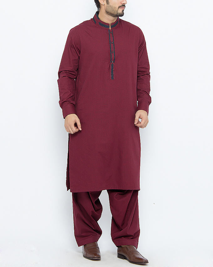 Image of Men Men Shalwar Qameez Maroon Colored Shalwar Qameez in Dyed Yarn Cotton With Applique in Contrast Fabrics. Product Code RQ-15092