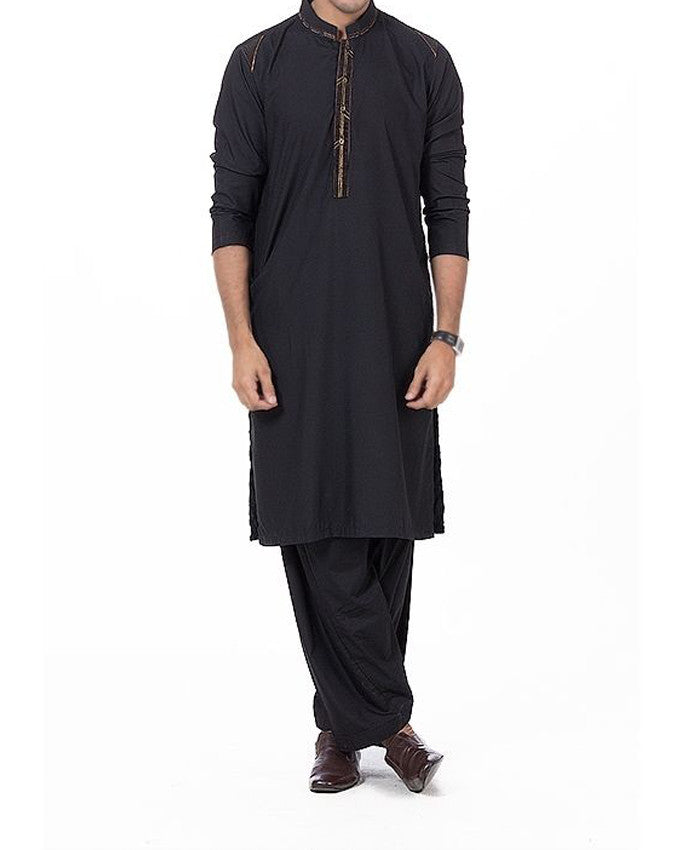 Image of   in Black SKU: RQ-16167-Medium-Black