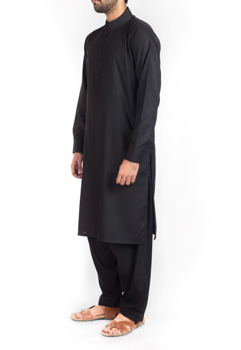 Black Shalwar Qameez suit in Blended fabric with thread work.  Product Code RQ-16223