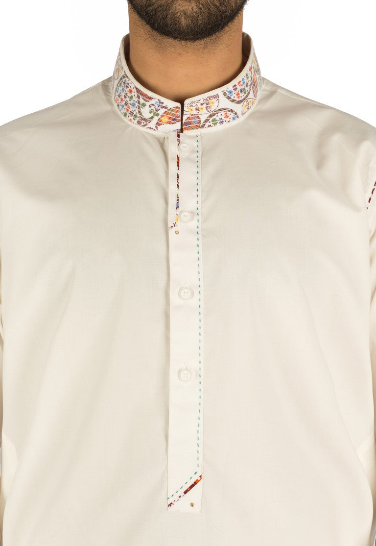 Off White Shalwar Qameez suit in Cotton fabric with designer Applique work. Product Code RQ-16242