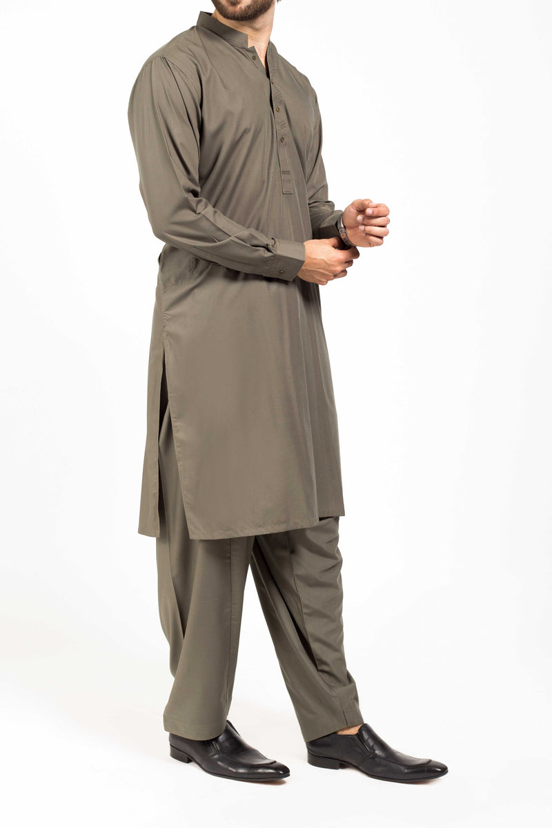 Image of   in Green SKU: RQ-39201-Large-Green